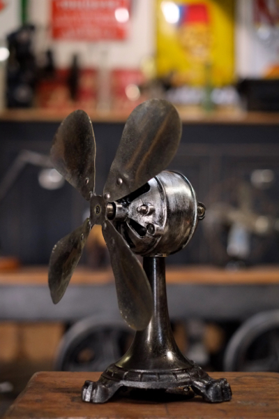 ventilateur Marelli 1900 pied de lion